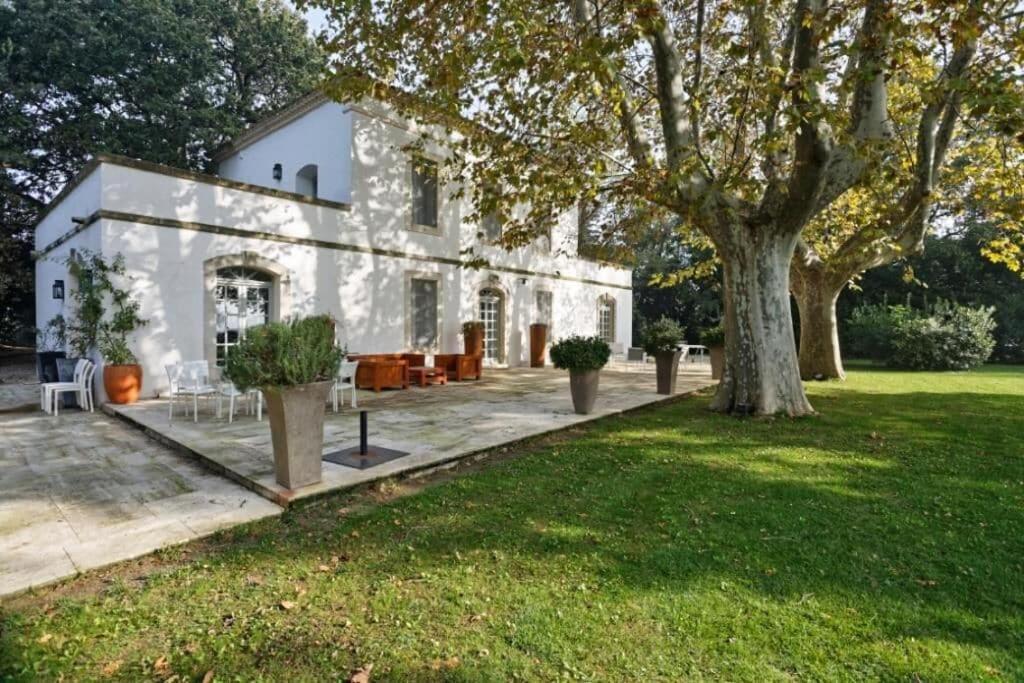 Вилла Mas Des Becasses, En Provence - 22 Personnes Арль Экстерьер фото